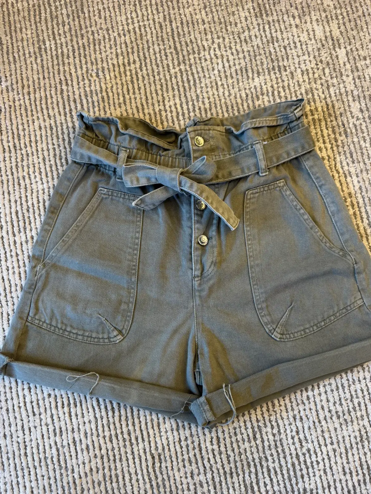 Zara sorc maslinasto zeleni