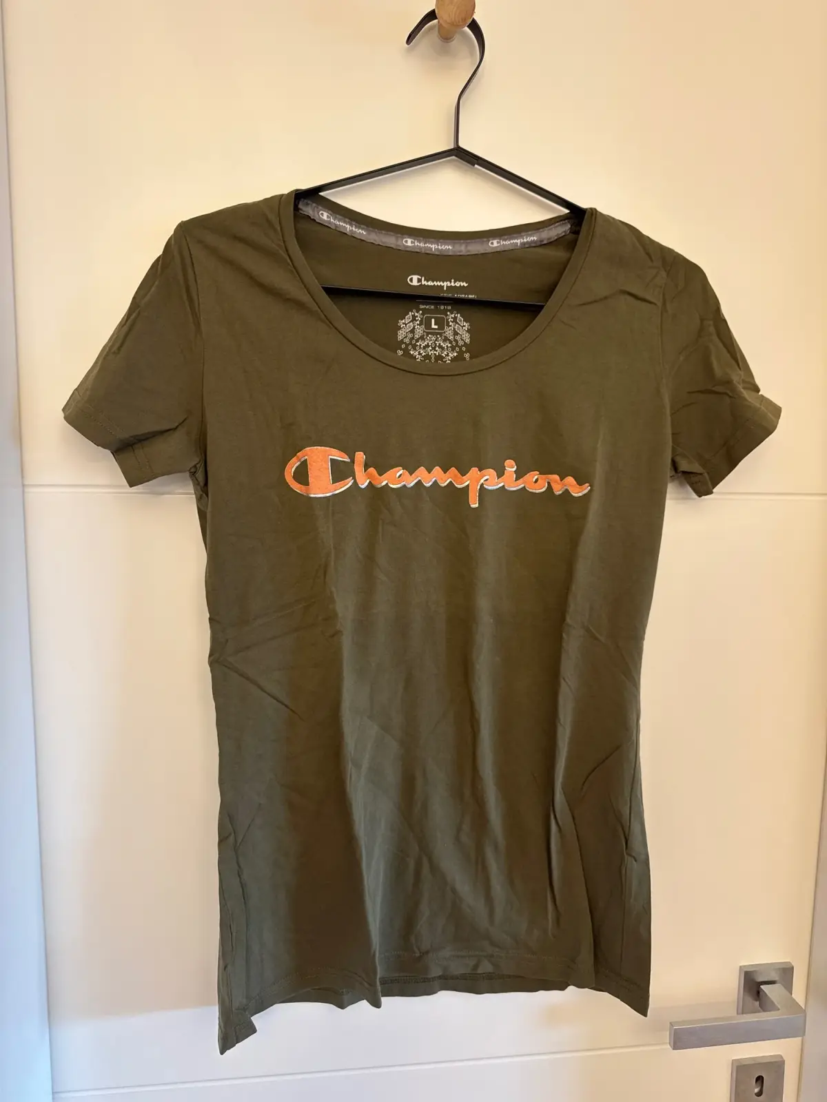 Champion maslinasto zelena majica