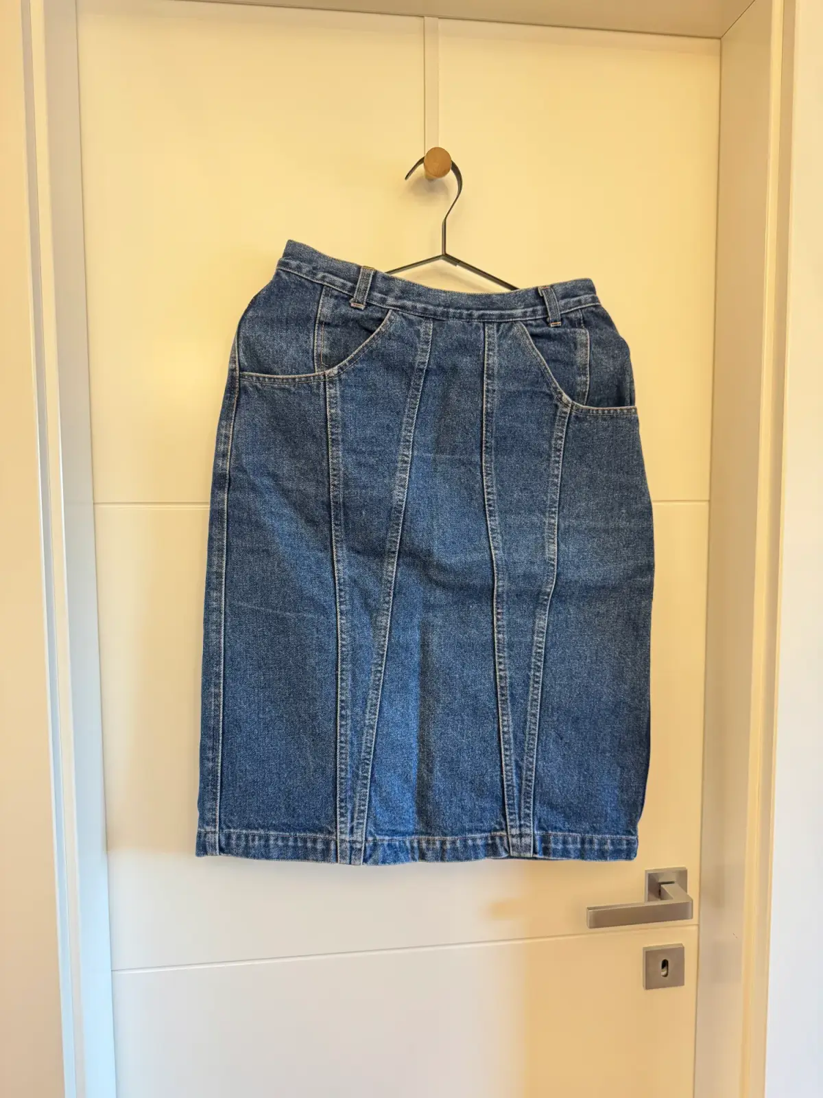 Laura Biagiotti Jeans teksas suknja sa vezom – 38