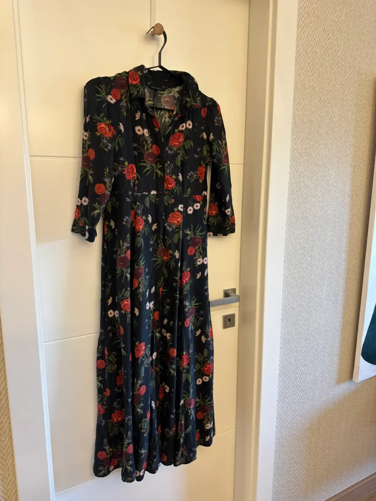 Zara cvetna haljina